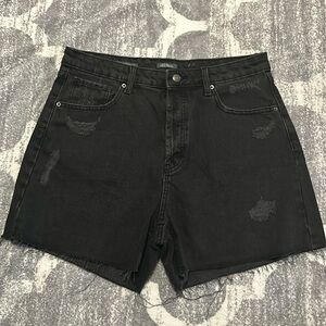 Black ripped jeans shorts